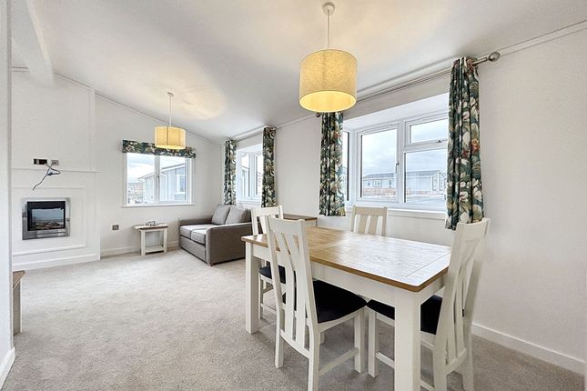 76 Pathfinder Silkwood Sea View, Easington Road, Hartlepool photo 4