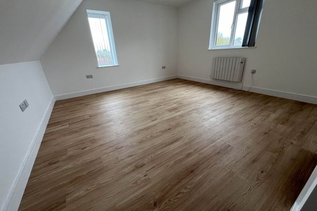 Flat to rent in Imber Road, Warminster, Wlitshire