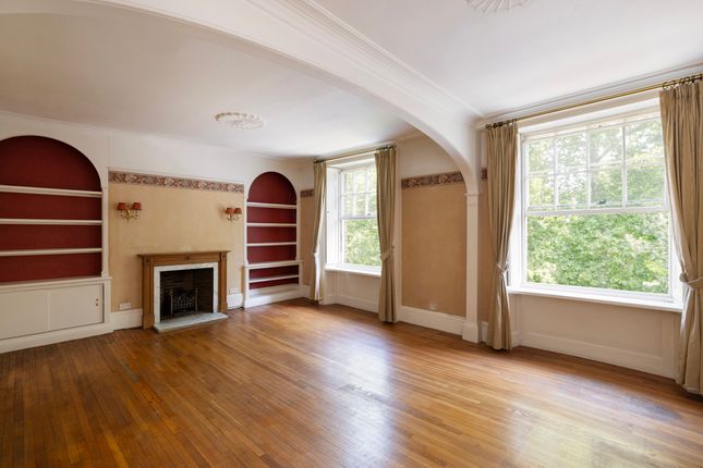 44 Crooms Hill, London photo 4