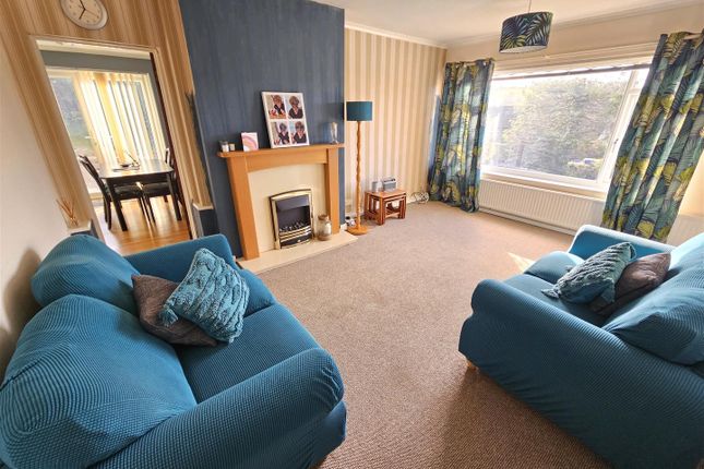 12, Maple Close, Tavistock photo 2