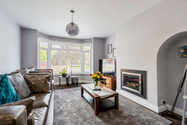 2, Drake Avenue, Worthing photo 2
