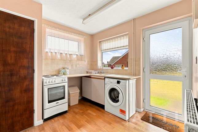 37, Kennedy Avenue, Halesworth photo 3