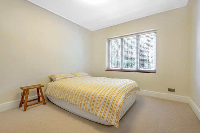 Flat to rent in Little Green, Richmond