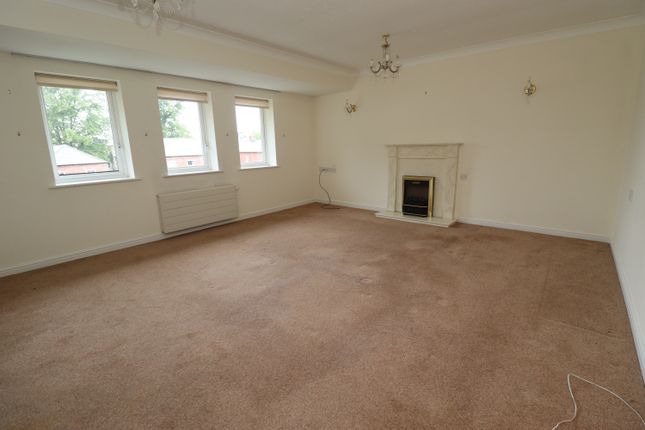 38, Minster Court, Lincoln photo 4