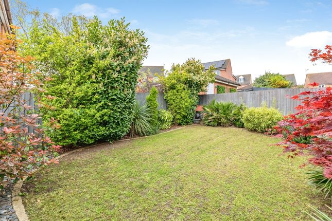 9, Dairy Way, Wellingborough photo 4
