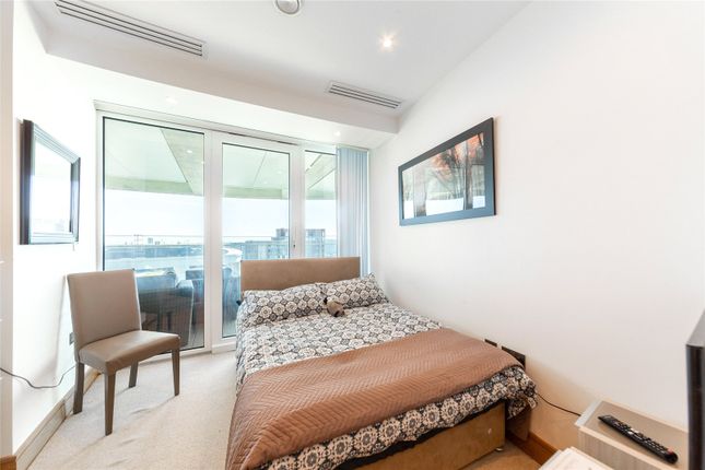 Flat for sale in Arena Tower, 25 Crossharbour Place, London