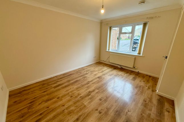 15, Vale View Gardens, Wincanton photo 2