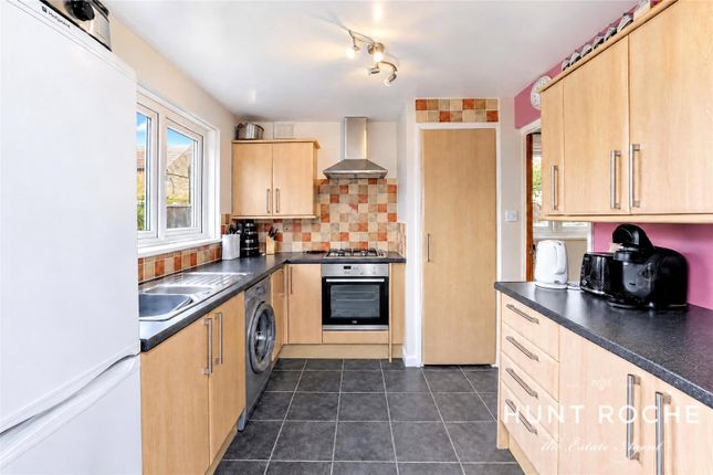 Flemming Crescent, Essex photo 3