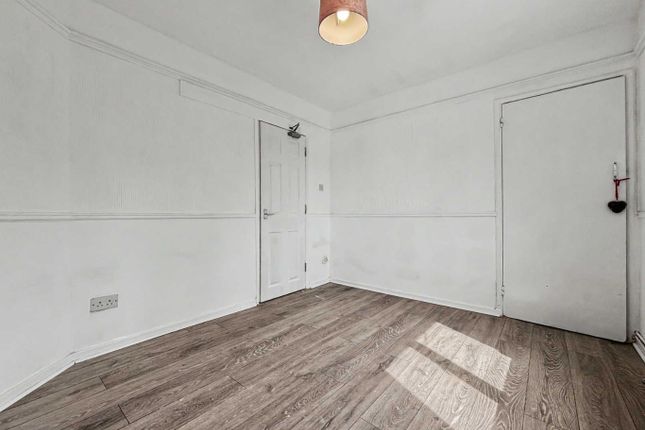 70, Hartford Road, Huntingdon photo 3