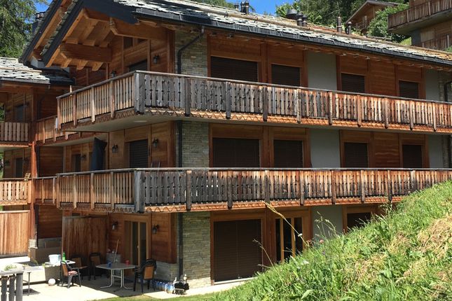Apartment for sale in Residence Hautes De Veysonnaz, 1993, Veysonnaz, Valais, Switzerland