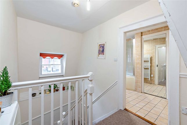 Maisonette for sale in High Street, Winchester, Hampshire