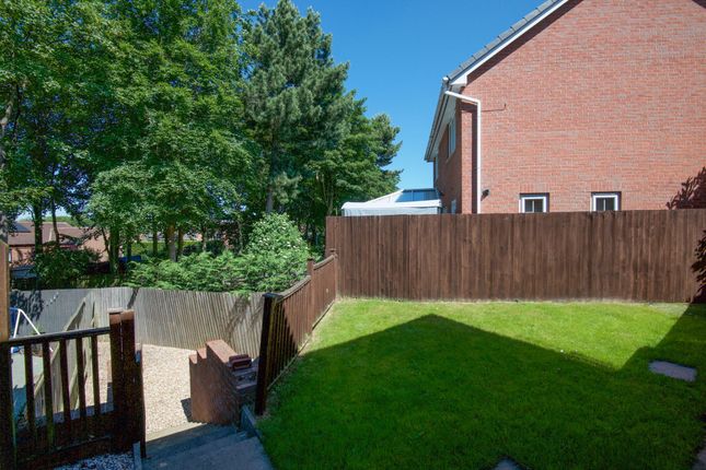 32 Lynchet Lane, Worksop photo 4