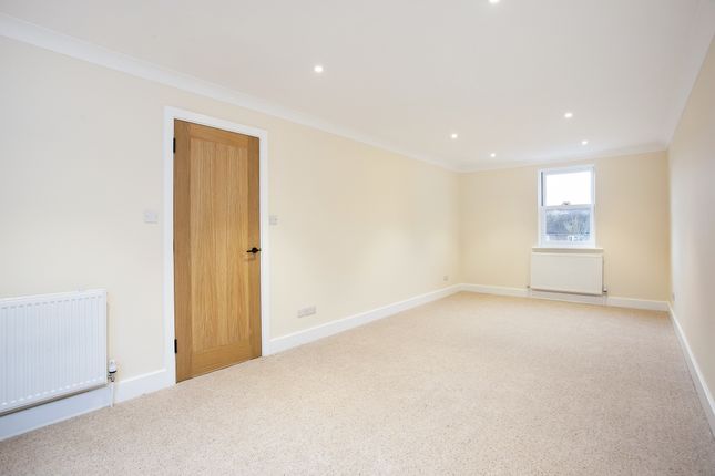 Terraced house to rent in Pageant Road, St.Albans