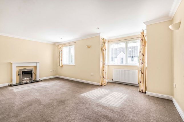 10 Meadow Close, Truro photo 3