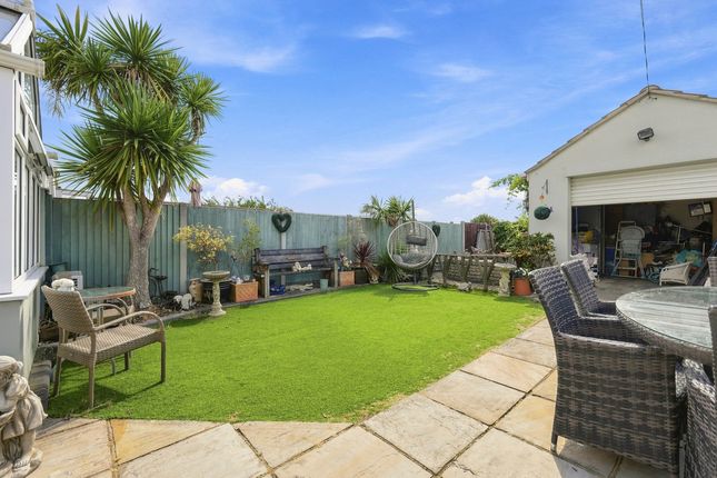 53, Rayleigh Road, Leigh-on-Sea photo 4