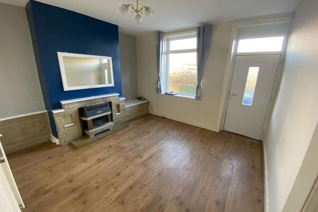15, New England Road, Keighley photo 3