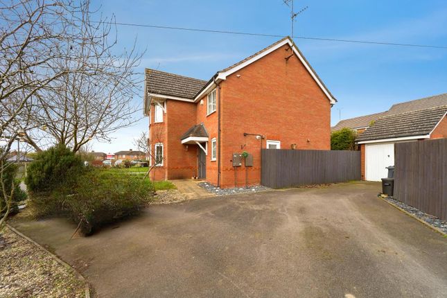 23, Fernbank Crescent, West Midlands photo 4