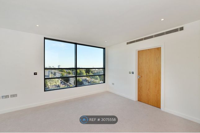 205, Holland Park Avenue, London photo 3