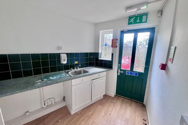 42, Station road, Llanrwst photo 5