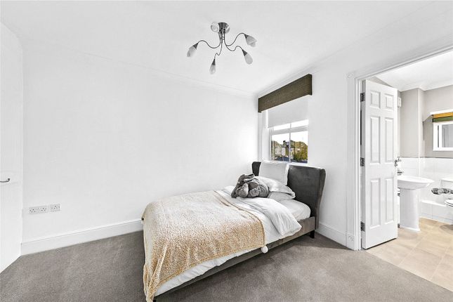Semi-detached house to rent in Kings Road, Richmond
