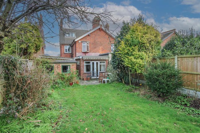 Semi-detached house for sale in Priests Lane, Shenfield, Brentwood