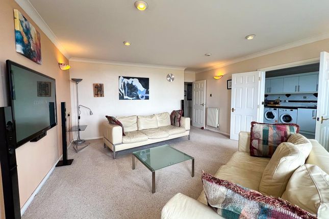 Flat for sale in Apartment 1, Piccadilly Court, Queens Promenade