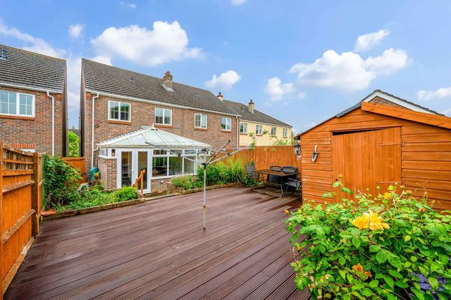 4, Caspian Close, Chichester photo 3