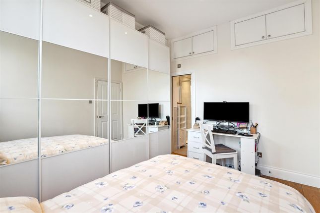 Flat for sale in Holland Road, London