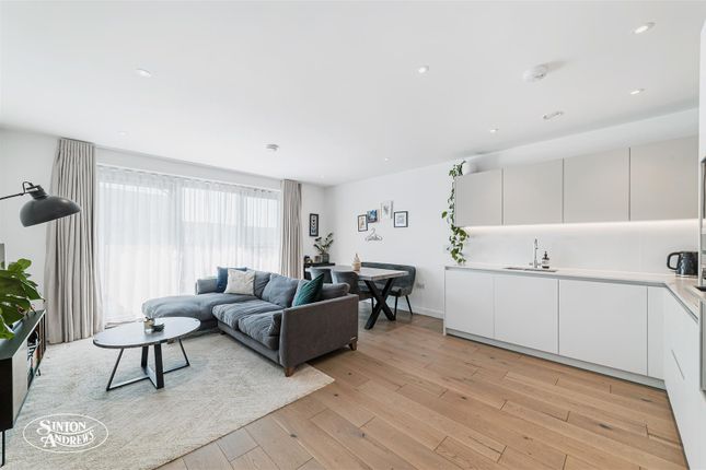 22 Tydeman House, Williams Road, London photo 2