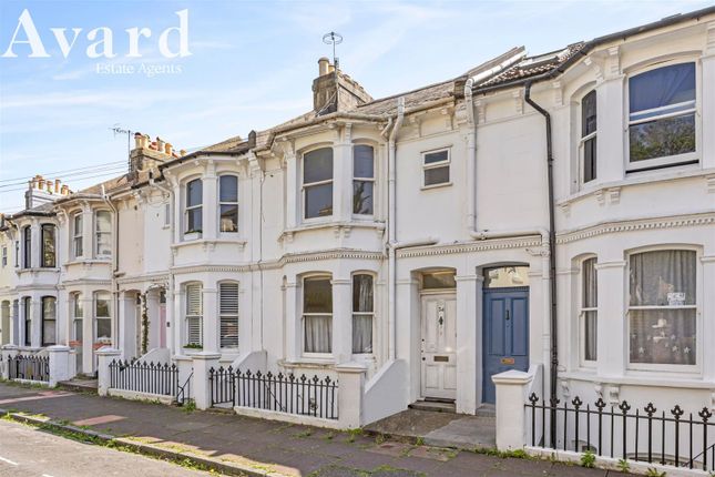 Thumbnail Flat for sale in Richmond Road, Brighton