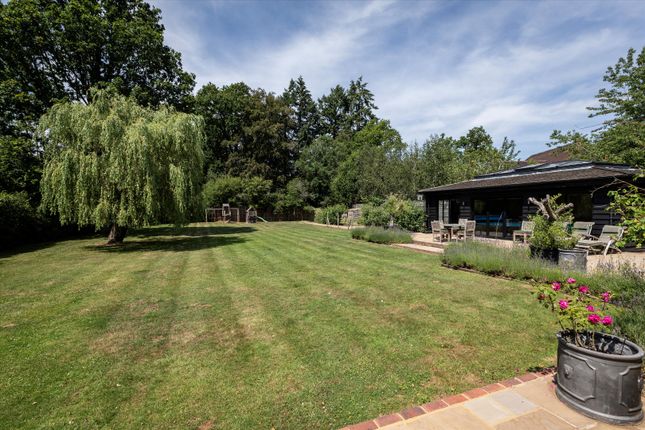 Pickhurst Road, Godalming photo 4