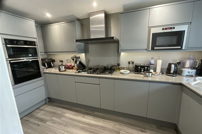 Broadhurst Place, Basildon photo 3
