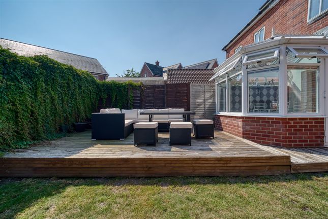 4, Caldwell Close, Shaftesbury photo 2