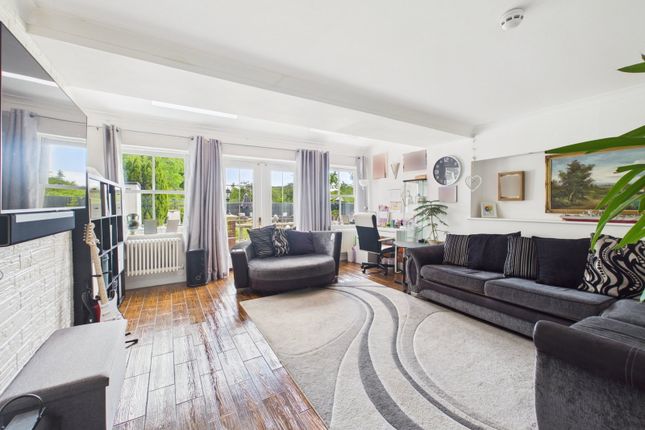 11, Lords Gate, Coleford photo 4