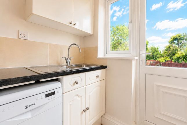 4, Welbeck Road, Sutton photo 5