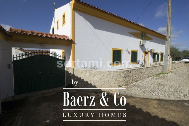 Detached house for sale in 8200 Paderne, Portugal