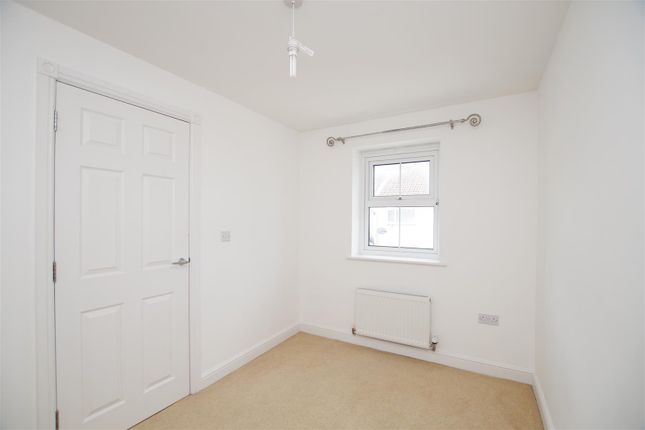 Town house to rent in Argyle Street, Swindon
