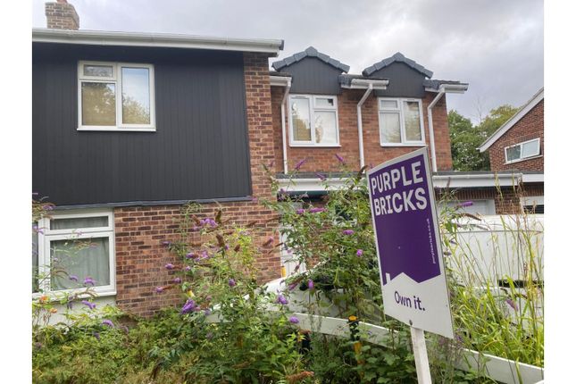 2, Eastheath Gardens, Wokingham photo 4