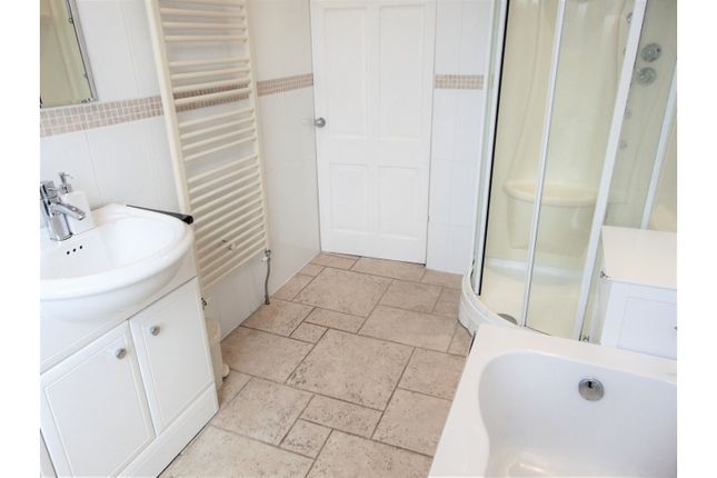 2 bed semi-detached house for sale in Livingstone Street, Oldham OL4 ... 2 bed semi-detached house for sale in Livingstone Street, Oldham OL4 ...
