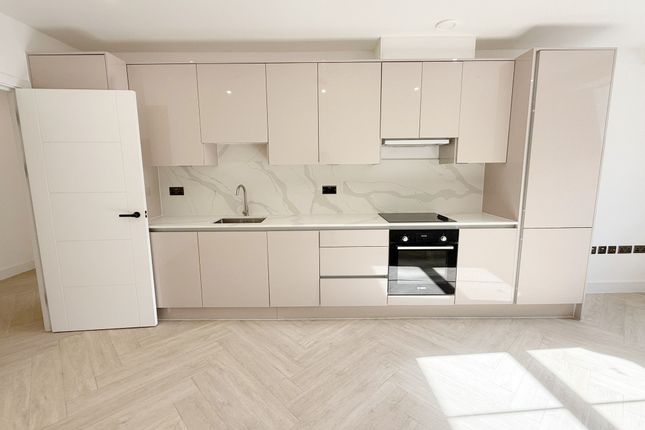 Balvinder Apartments, Barnabas Road, London photo 3
