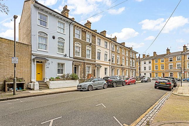 Thumbnail Flat to rent in Southolm Street, Battersea, London