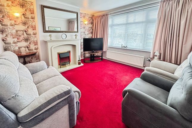10, Dene Close, Ryton photo 3
