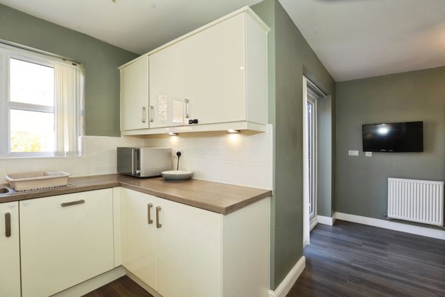 15, Stephenson Street, Northwich photo 4