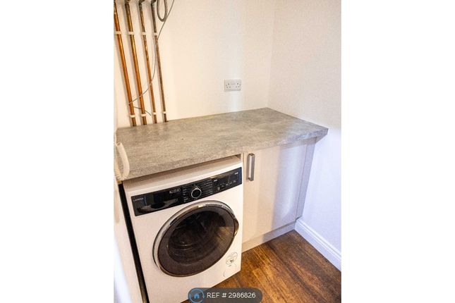 Bed Apartment, Deal House Wakefield Road, Huddersfield photo 2