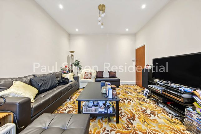 Woodlands Park Road, London photo 2