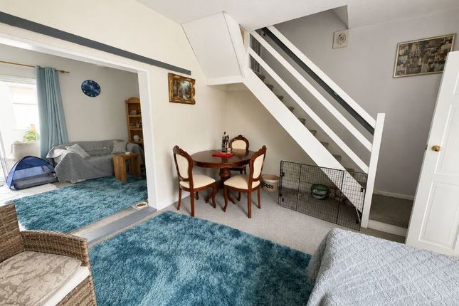 16, Caradog Place, Caernarfon photo 3