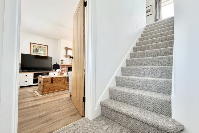 2, St. Saviours Road, Totland Bay photo 2