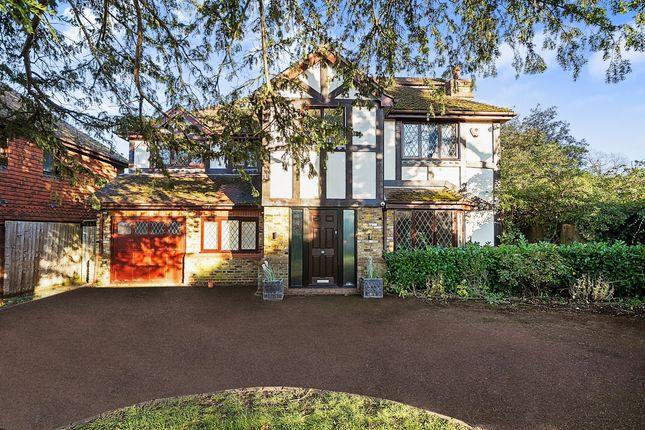 Thumbnail Detached house to rent in Royal Avenue, Worcester Park