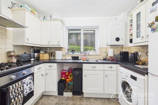 3 Willicott Court, Starpitten Lane West, Torquay photo 2