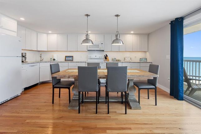 Apartment for sale in 544 Shore Road, Truro, Massachusetts, 02666, United States Of America